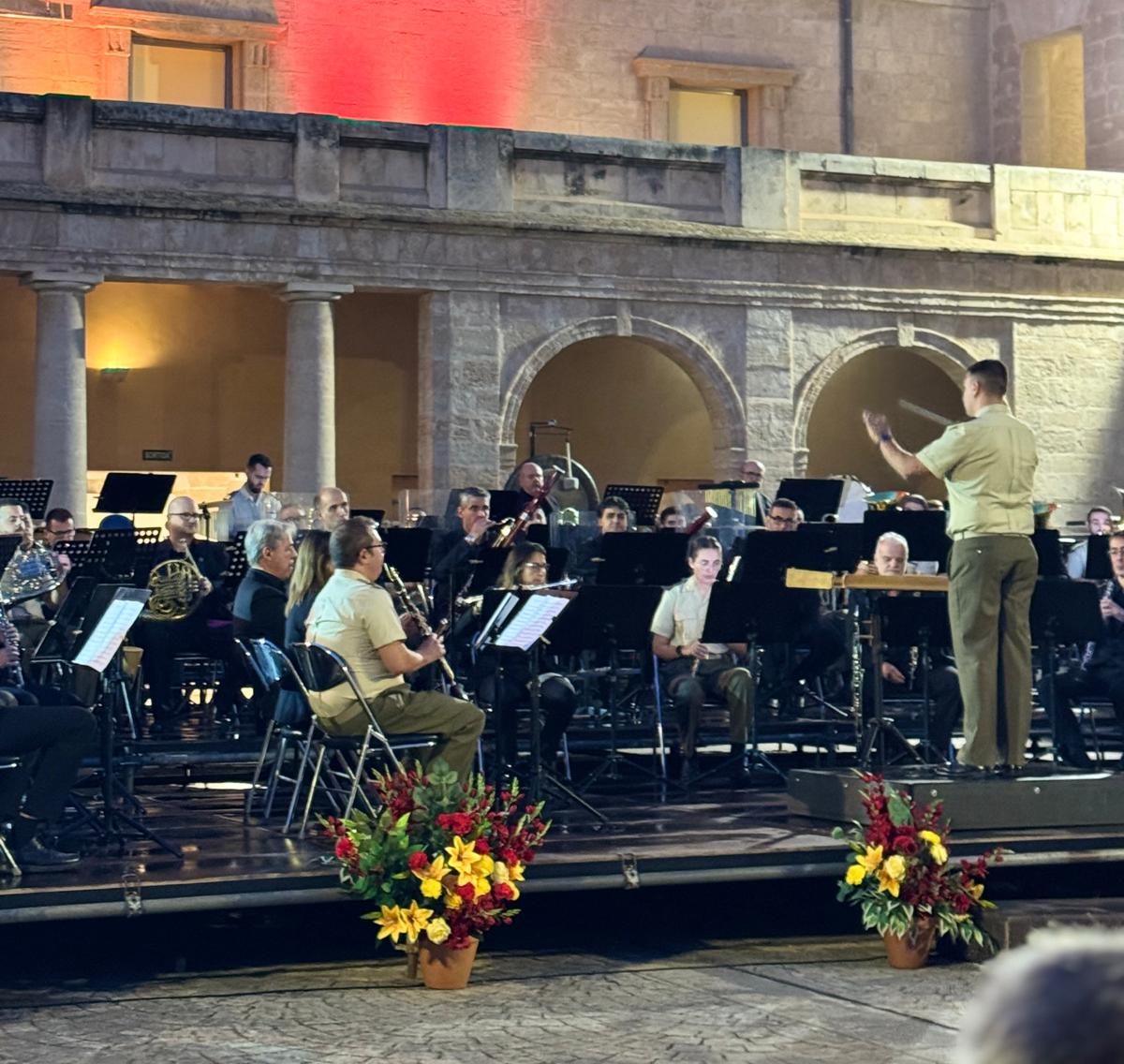 Concierto del Ejército el Día de la Fiesta Nacional
