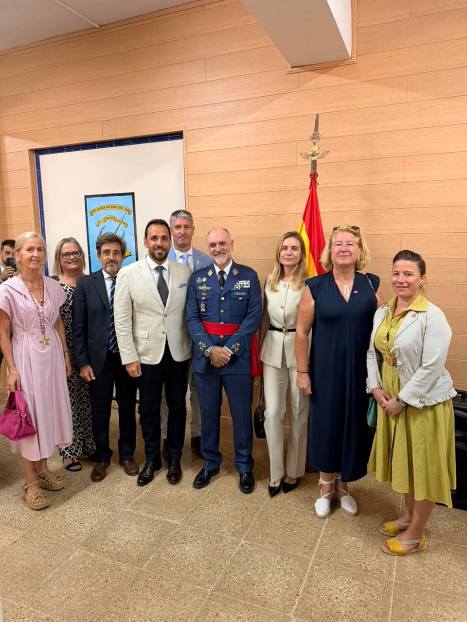 Acto de toma de posesión en la Base Aérea de Son San Juan